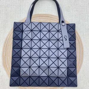 Issey-Miyake Navy 1:1