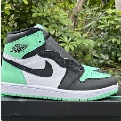 Air Jordan 1 High OG “Green Glow” ：DZ5485-130-40.5-47.5 yupoo