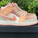 Air Jordan 1 Mid DH4270-800-36 45 yupoo