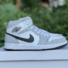 Air Jordan 1 Mid “Light Smoke Grey” BQ6472-015-36 46 yupoo