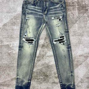 Ripped Skinny Jeans for Women in Light Wash Denim Trendy C