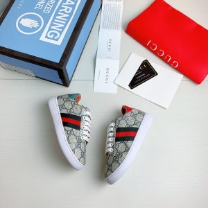 Gucci Canvas Sneakers in Beige with Red and Green Stripe