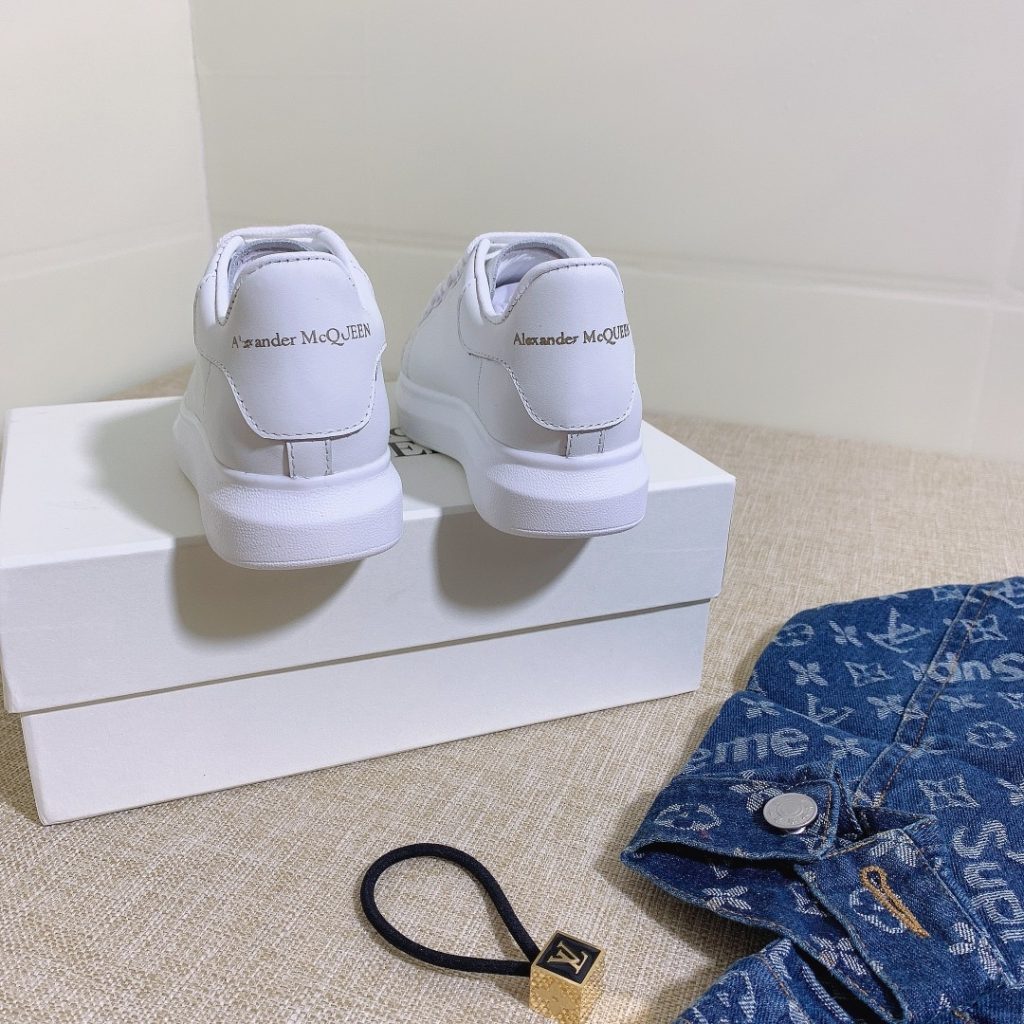 Alexander McQueen White Leather Sneakers for Men