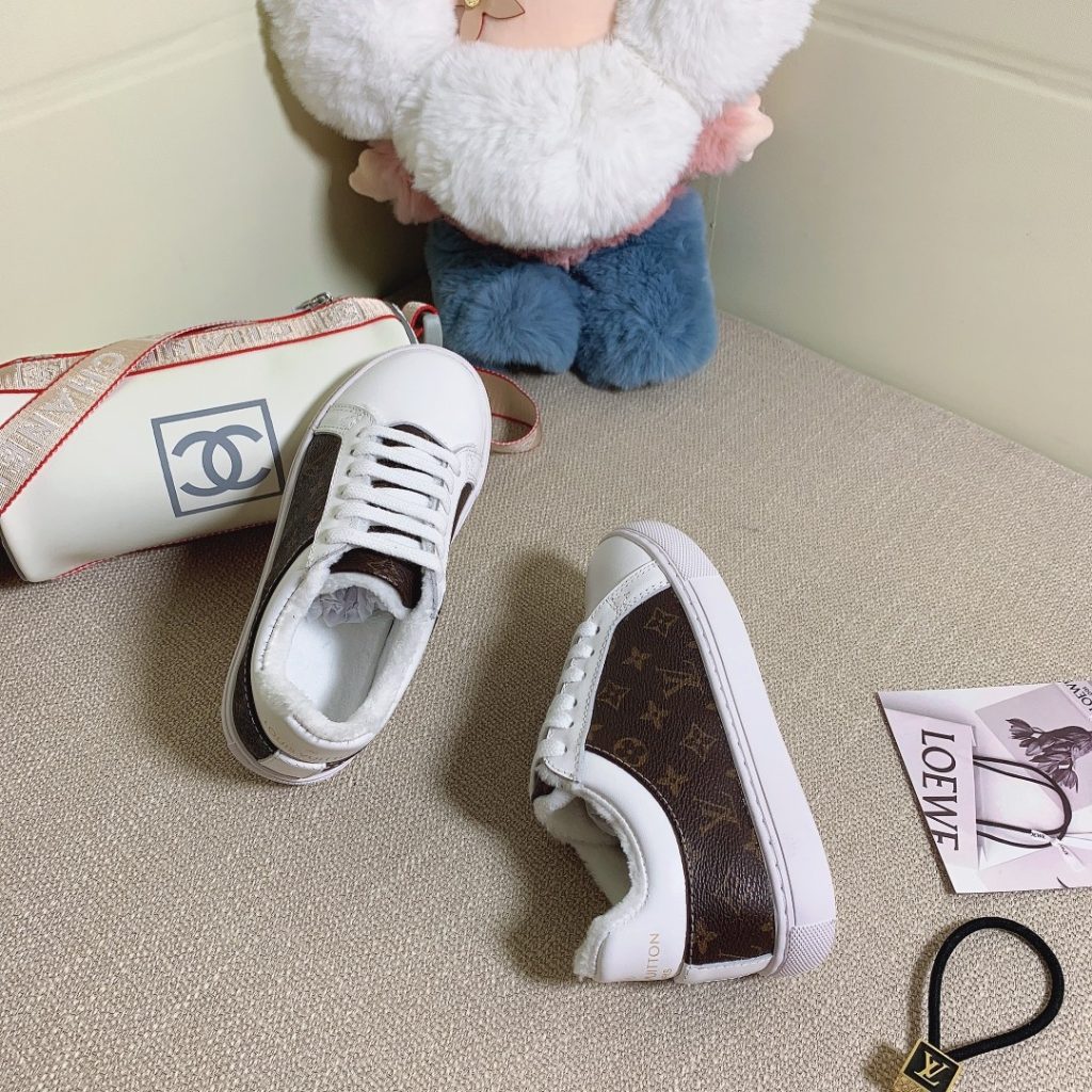 Louis Vuitton Monogram Canvas White Sneakers for Women
