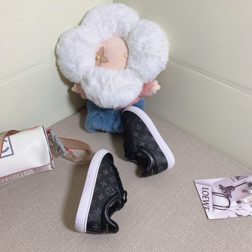 Louis Vuitton Black Canvas Sneakers for Women