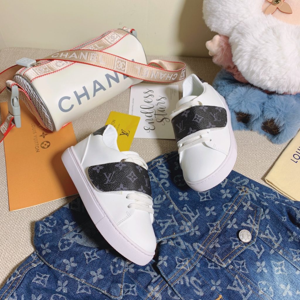 Louis Vuitton White & Black Canvas Sneakers for Stylish Casu