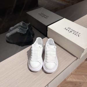 Alexander McQueen White Sneakers with Glitter Accents, Unise