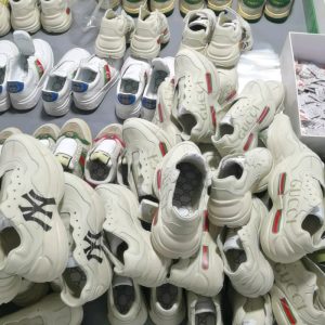 Designer White Casual Sneakers with Logo Trendy Athletic F