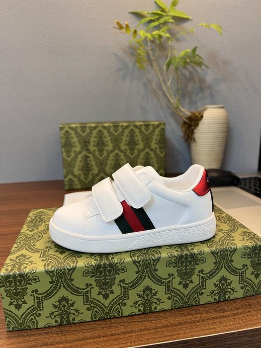 Gucci Kids’ White Velcro Sneakers with Red and Green Stripe