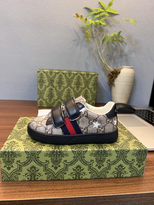 Gucci Kids’ Monogram Sneakers in Beige and Black with Velcro