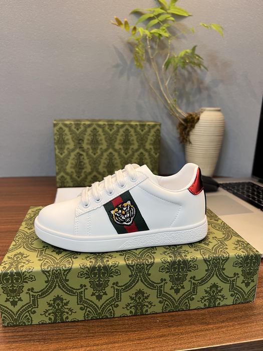 White Tiger Print Casual Sneakers for Men