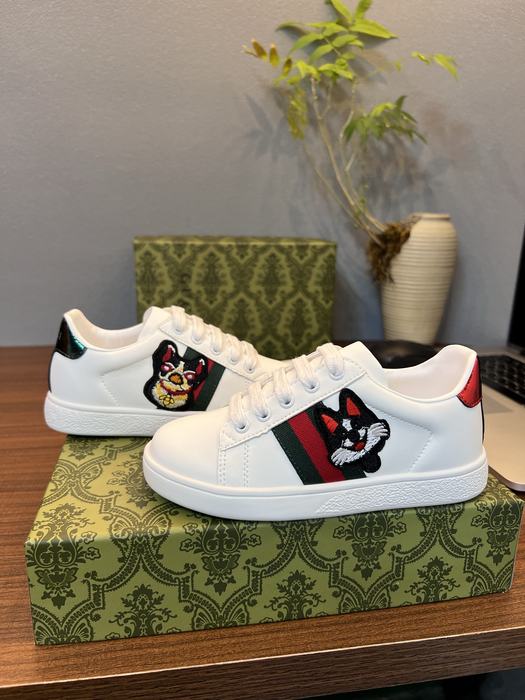 White Cat Embroidered Sneakers for Women, Casual Style, Fash
