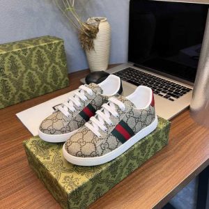 Gucci Women's Canvas Sneakers, Beige Red Green Stripes, Luxu