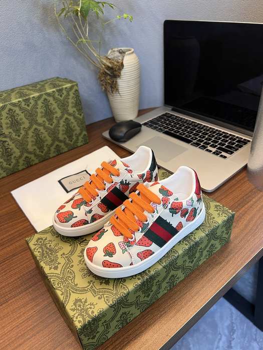 Gucci Strawberry Print Sneakers with Orange Laces for Kids