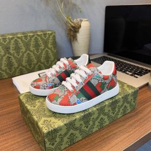 Gucci Kids' Patterned Sneakers in Red Green Canvas with Flor