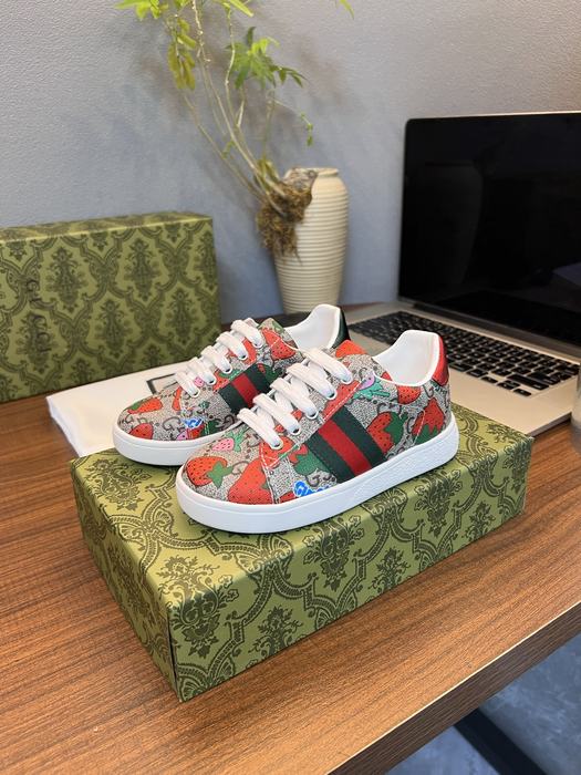 Gucci Kids’ Patterned Sneakers in Red Green Canvas with Flor