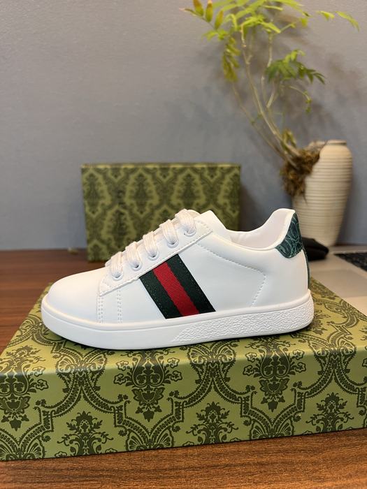 White High Top Sneakers with Green and Red Stripes Fashion