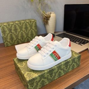Gucci White Leather Sneakers with Red and Green Detail