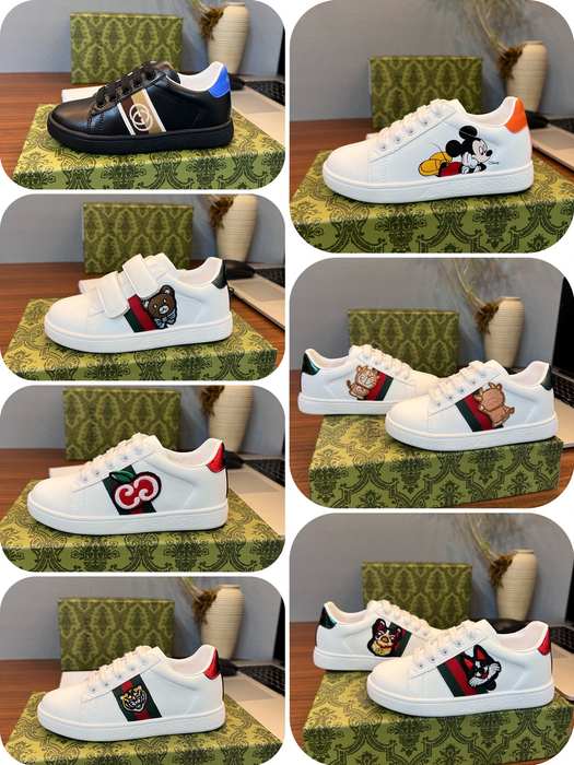 Kids’ Cartoon Graphic Sneakers Black & White Stylish Cas