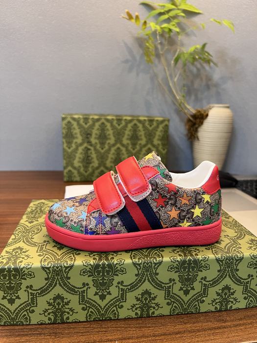 Colorful Star Pattern Velcro Sneakers for Kids Pink, By Gi
