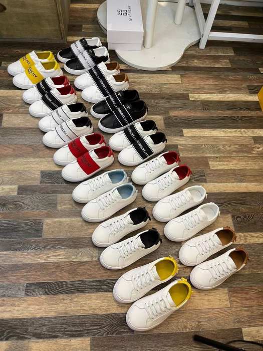 Trendy White Sneakers with Color Accents, Stylish Casual Foo
