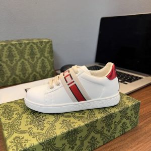 Gucci White Sneakers with Red Stripe Stylish Casual Footwe