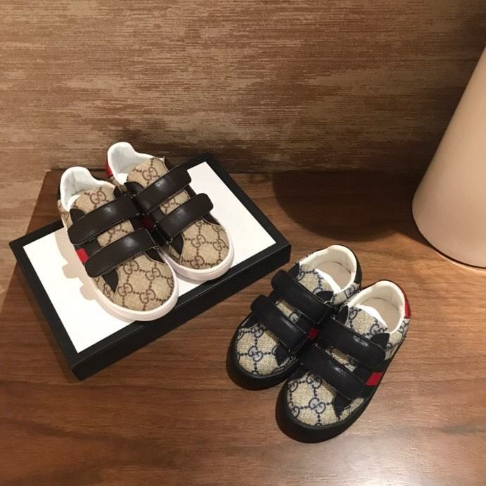 Gucci Kids’ Monogram Sneakers in Beige and Navy Canvas