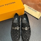 shoes Louis Vuitton men's casual loafer Black 001 Yupoo