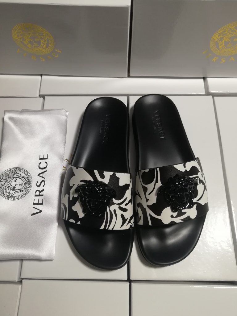 Versace Black and White Logo Slide Sandals Stylish Beach F