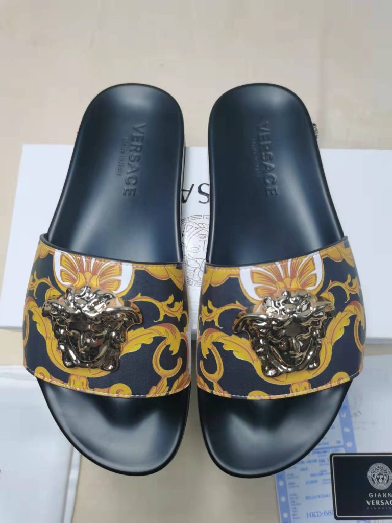 Versace Men’s Patterned Black Slides with Gold Medusa Logo