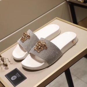 Glamorous Silver Rhinestone Slides with Gold Lion Emblem L