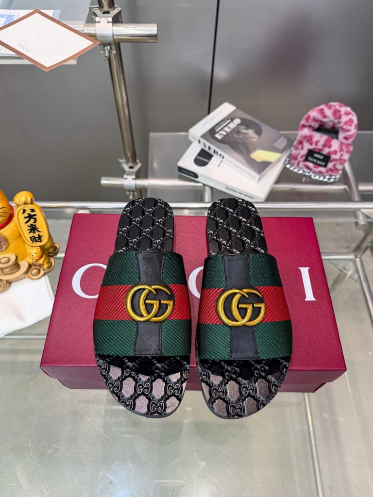 Gucci Green and Red Logo Slide Sandals, Fabric, Luxury Fashi