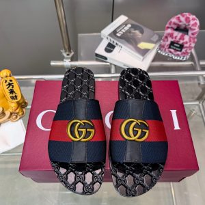 Gucci Men's Navy Red Striped Slides Sandals in Textile with