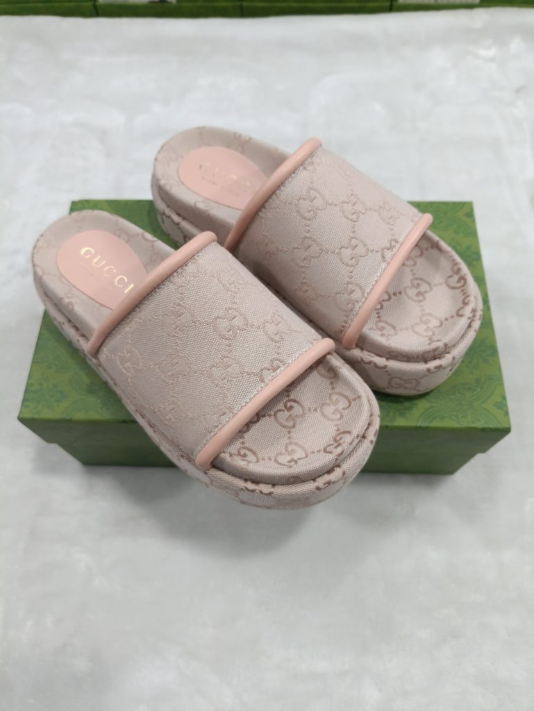 Gucci Logo Pink Fabric Slide Sandals for Women