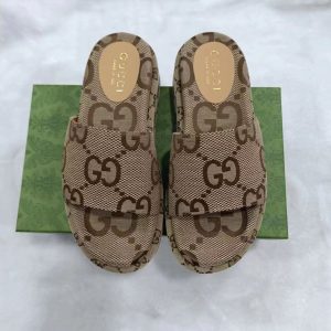 Gucci Beige GG Logo Slide Sandals Women's Fashion Footwear
