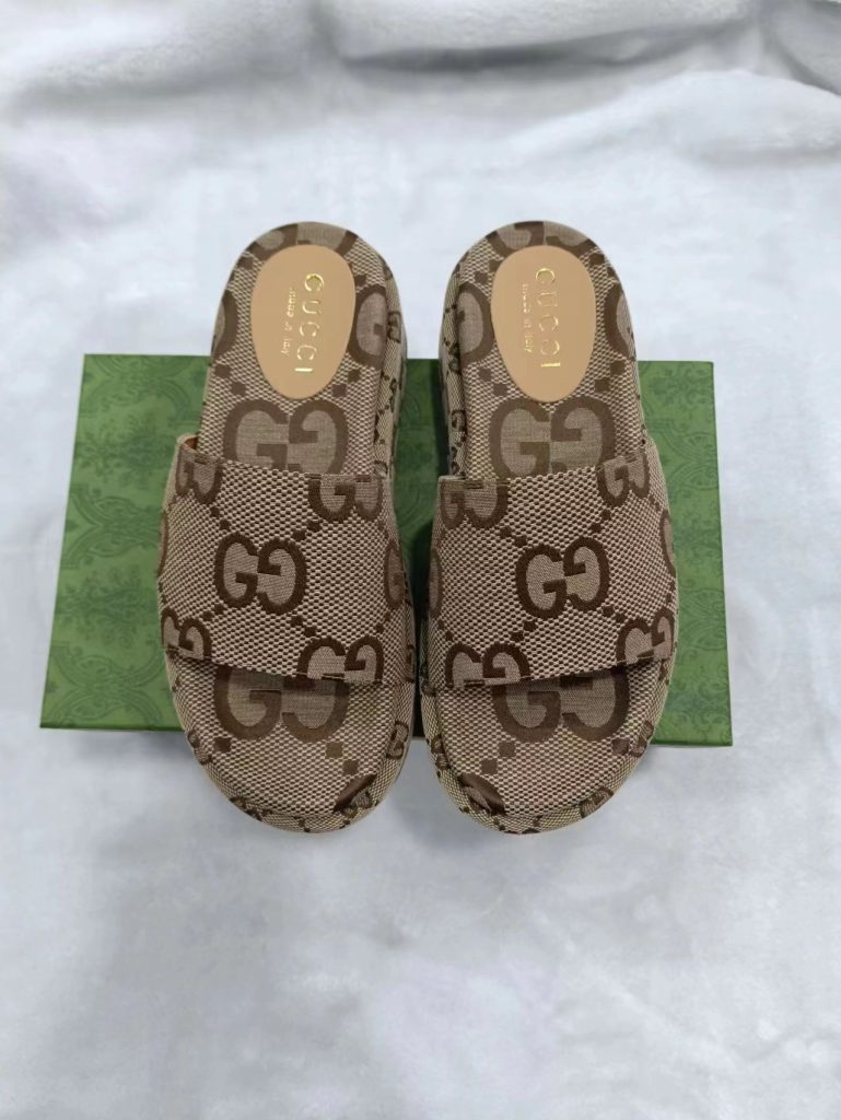 Gucci Beige GG Logo Slide Sandals Women’s Fashion Footwear