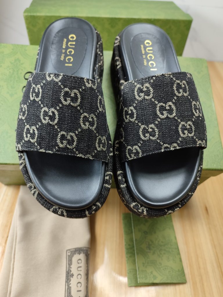 Gucci Black Denim Logo Slide Sandals Made in Italy