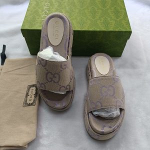 Gucci GG Logo Slide Sandals in Beige, Fabric Upper, Platform