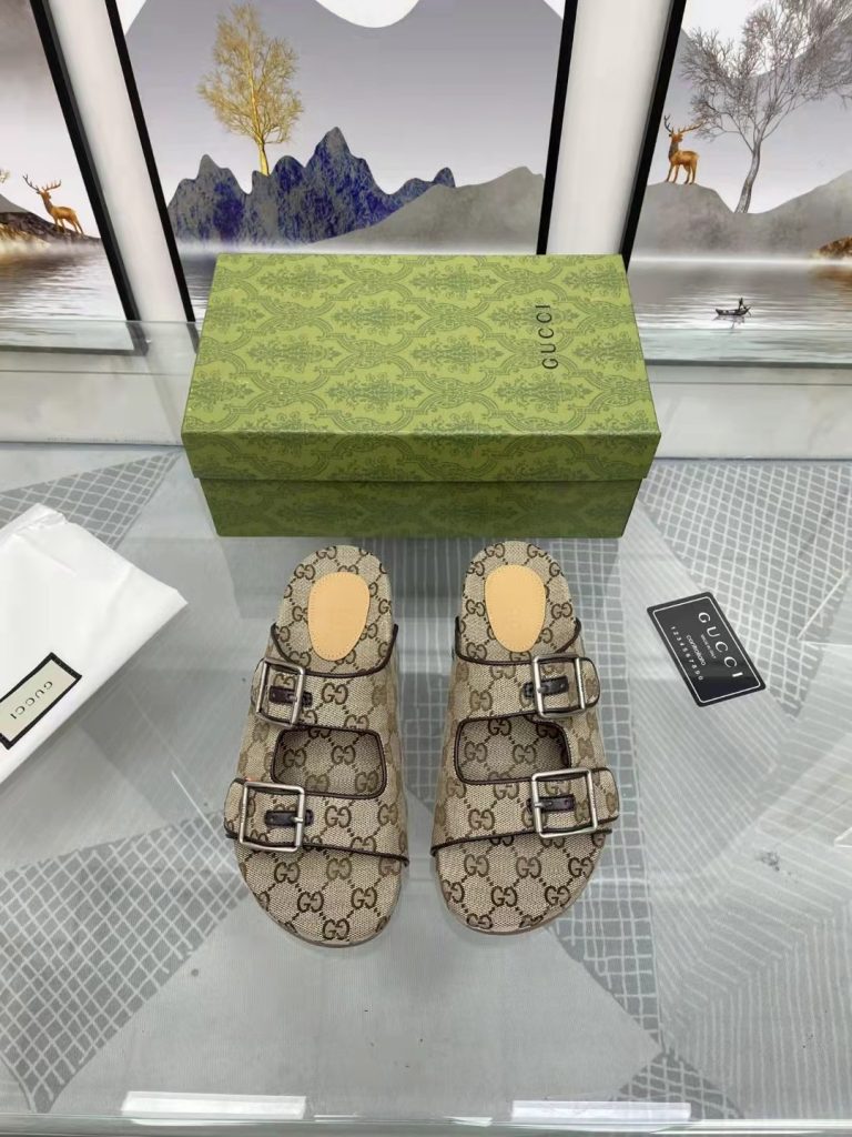 Gucci Logo Slide Sandals in Beige Canvas with Buckles