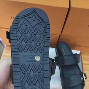 Louis Vuitton Black Leather Slide Sandals for Men Size