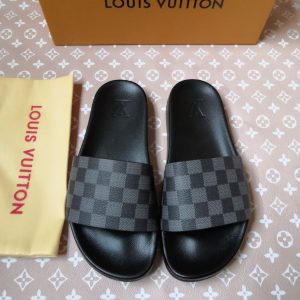 Louis Vuitton Men's Grey Checkerboard Slide Sandals