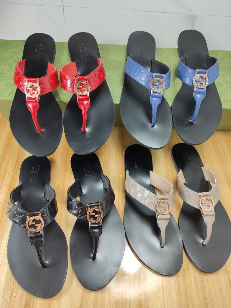 Gucci Women’s Logo Thong Sandals, Leather, Multi Color Optio