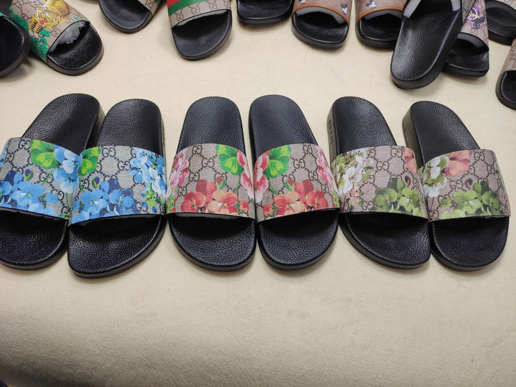 Gucci Floral Print Slide Sandals for Women Black Multicolo