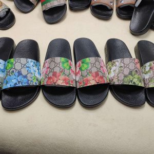 Gucci Floral Print Slide Sandals for Women Black Multicolo