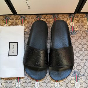 Gucci Black Logo Slide Sandals for Men in Leather