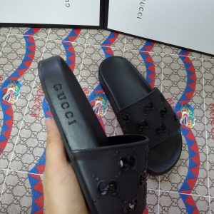 Gucci Black Logo Slide Sandals for Men Luxury Rubber Footw