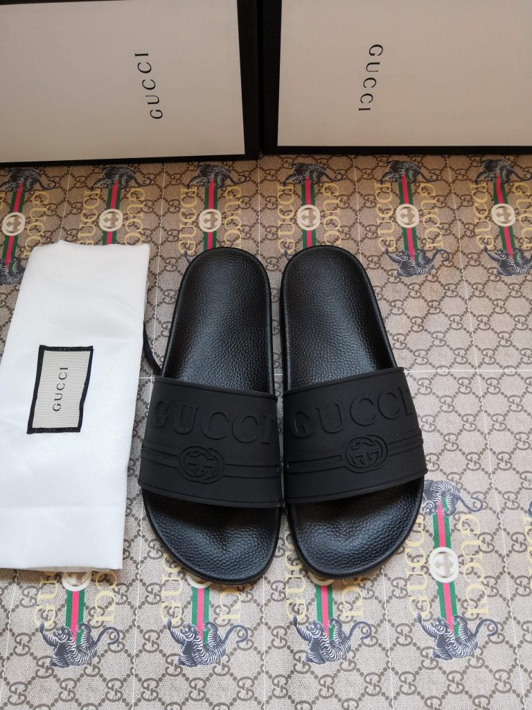 Gucci Black Rubber Slide Sandals for Men