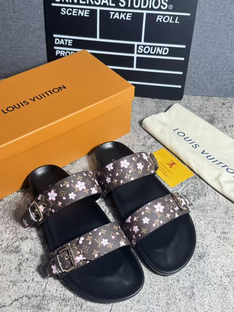 Louis Vuitton Floral Print Slide Sandals in Brown Rubber