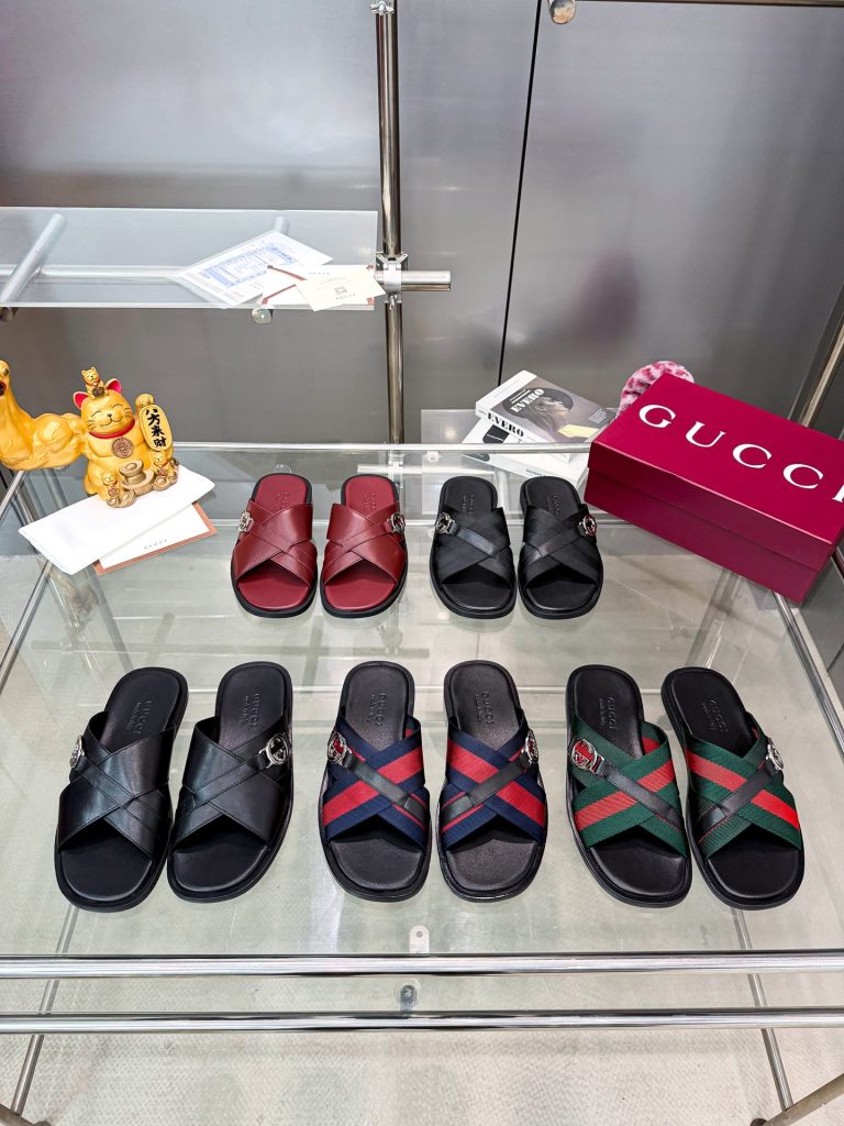 Gucci Men’s Leather Slide Sandals Black, Green & Red Strip