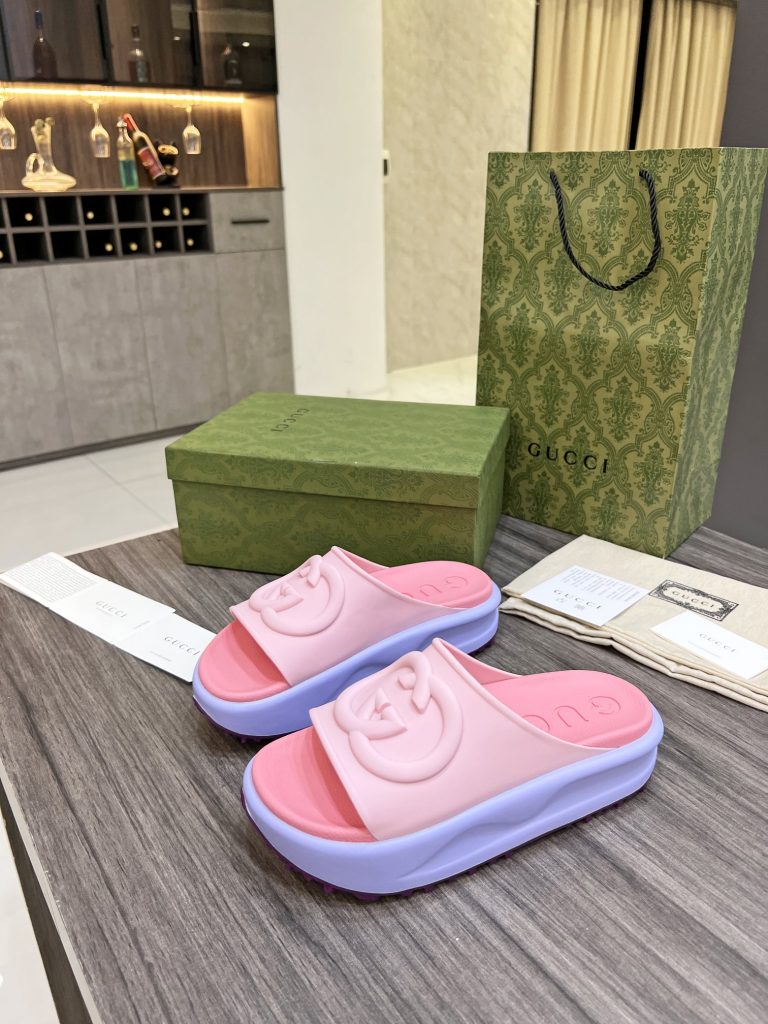 Gucci Pink and Purple Rubber Slide Sandals for Women
